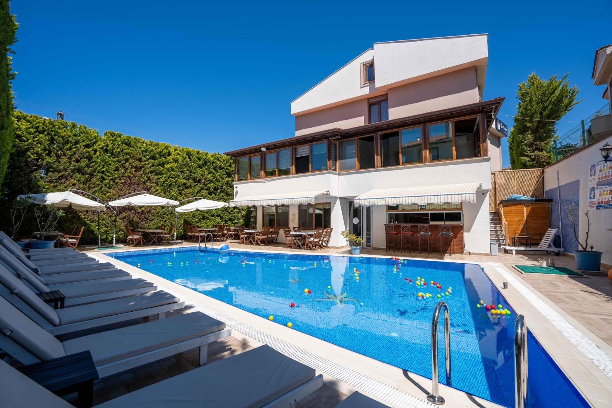 Cunda Giritlioglu Otel Adult Only Айвалык Экстерьер фото
